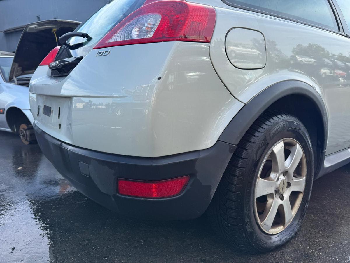Volvo C30 original Stoßstange Stoßfänger hinten 481 Cosmic White Metallic BJ08